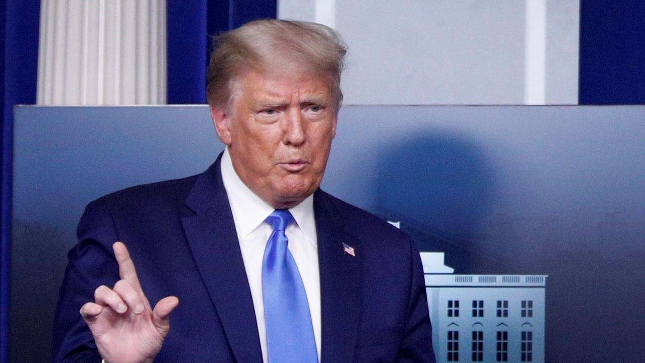 https://www.dnaindia.com/world/report-us-elections-2020-donald-trump-refuses-to-commit-to-peaceful-transfer-of-power-if-he-loses-2844981