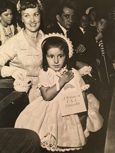 To 1961, σε ηλικία 3 ετών, η Λίντα – Κάρ...
