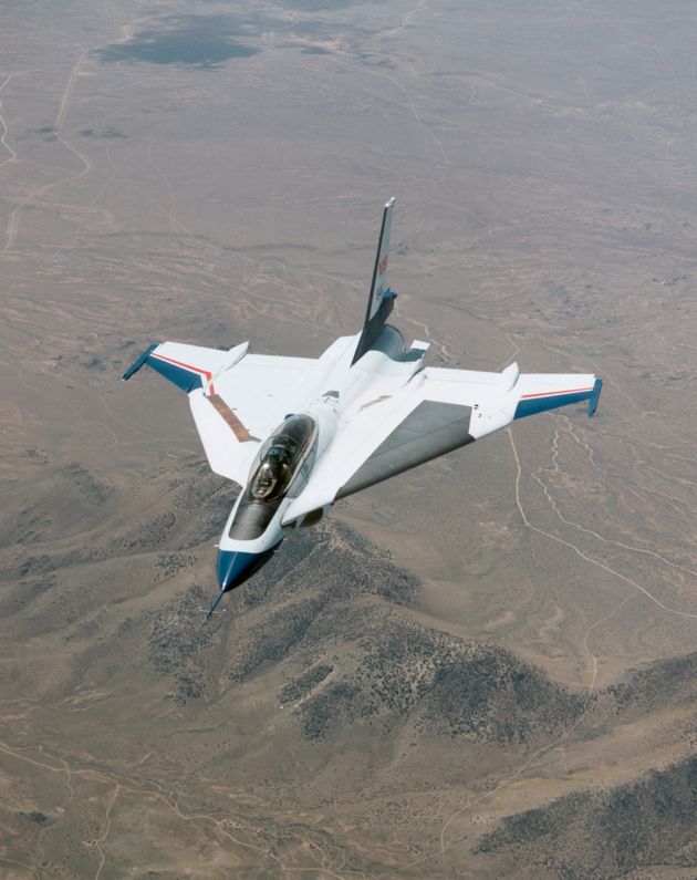 F-16XL: Η θηριώδης έκδοση του F-16, ενός κορυφαίου μαχητικού που δεν