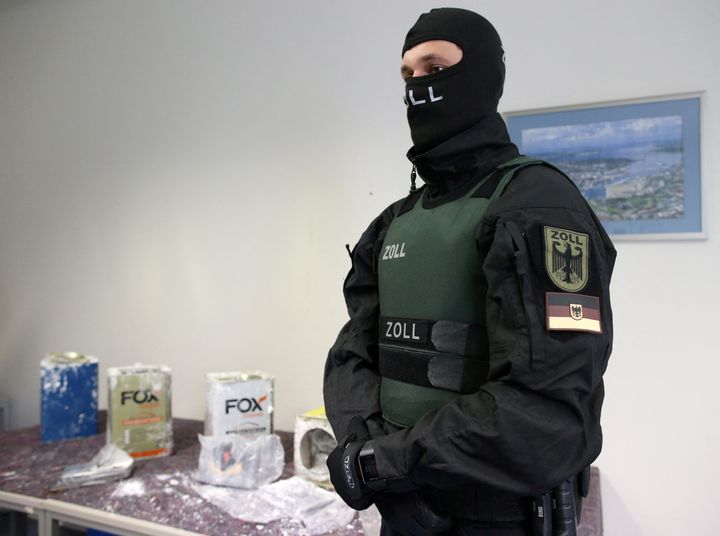 Oι γερμανικές αρχές κατέσχεσαν περισσότερους από 16 τόνους κοκαΐνης στο βόρειο λιμάνι του Αμβούργου της Γερμανίας, στις 24 Φεβρουαρίου 2020, στη μεγαλύτερη κοκαΐνη στην Ευρώπη μέχρι σήμερα