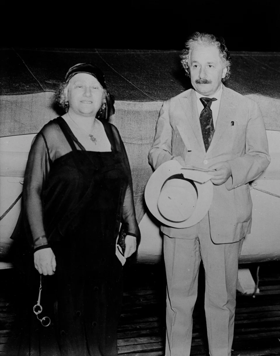 Ο Άλμπερτ Αϊνστάιν με τη σύζυγό του, Έλσα, το 1931
